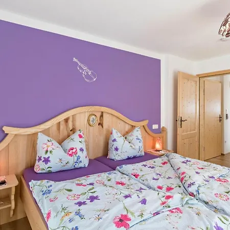 Apartment Amethyst