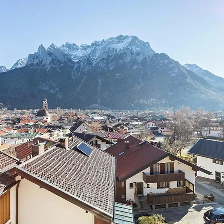 Amethyst Mittenwald